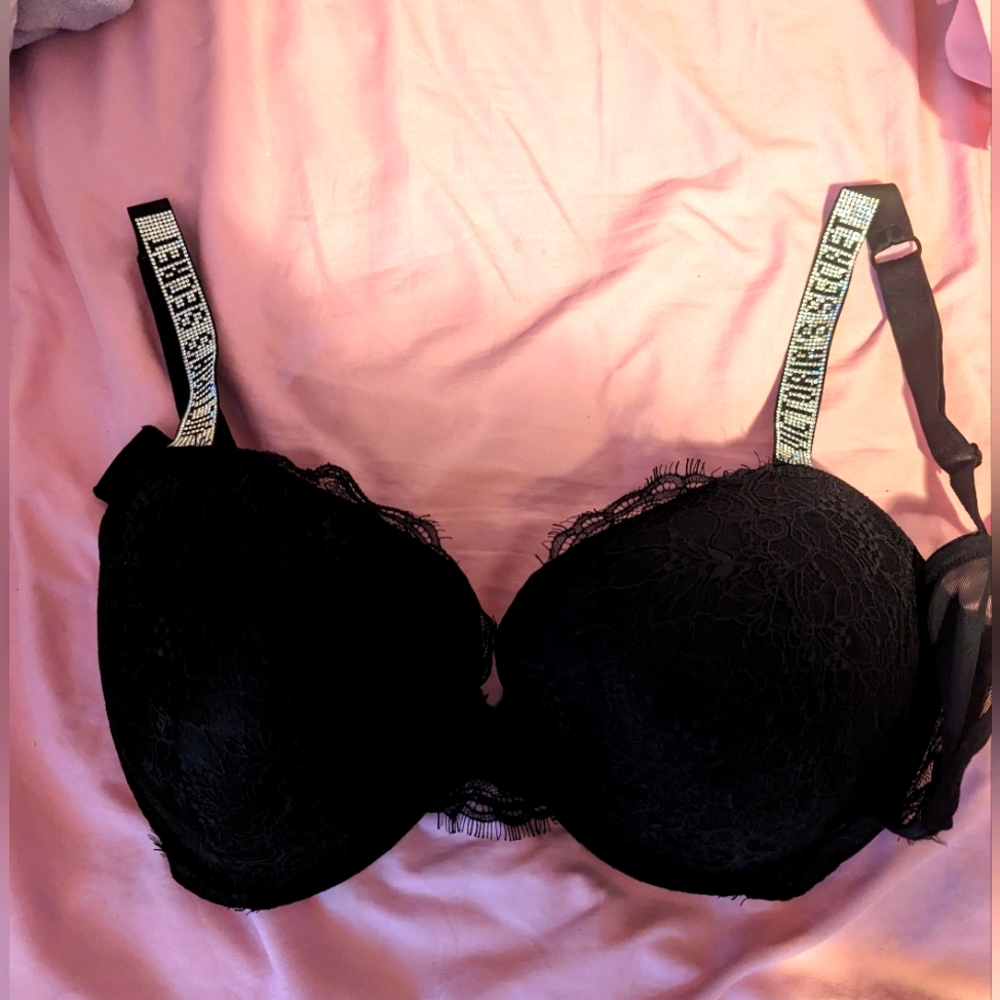 Victorias Secret Lace Shine Strap Push-Up Bra 38DDD